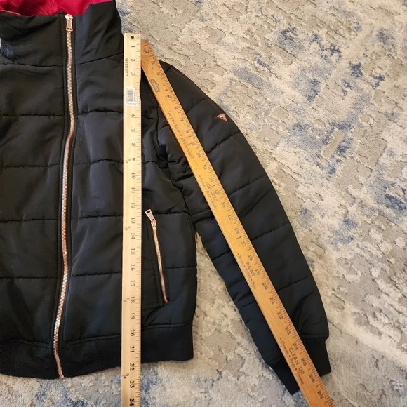 Guess Black puffy coat. Women's size small. - Picture 13 of 16